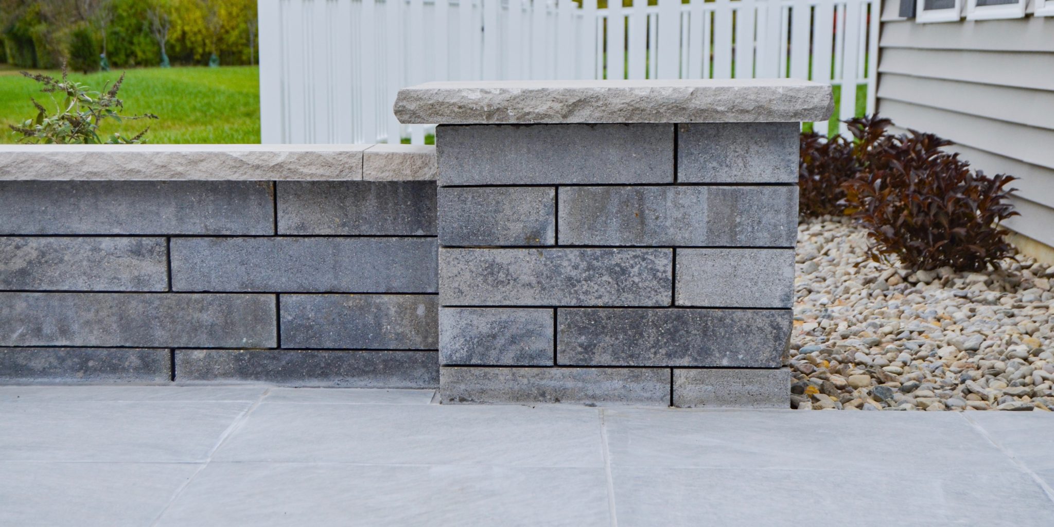Lineo Wall Unilock Precision Outdoors