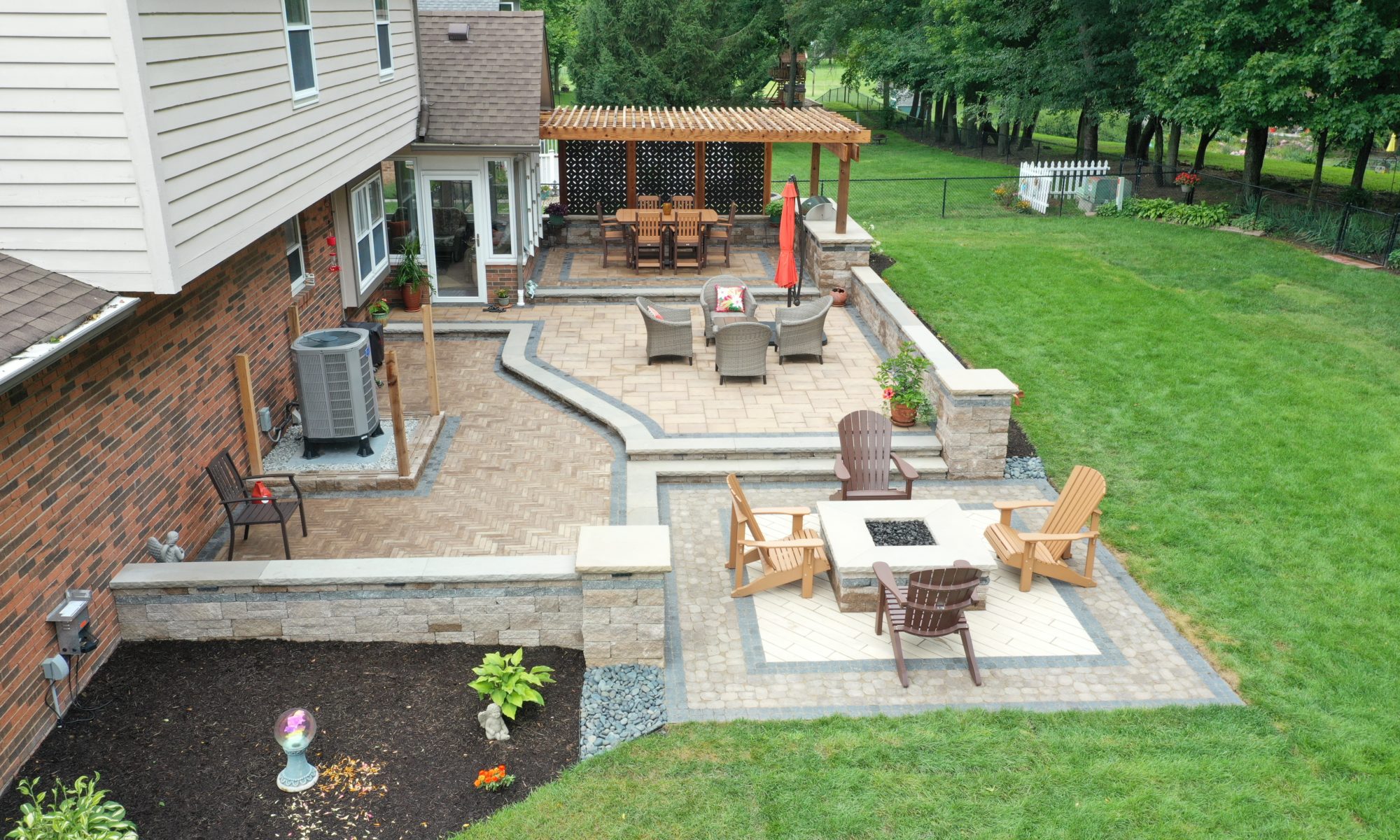 hawthorn ridge precision outdoors pergola paver patio dinning outside backyard oasis brown