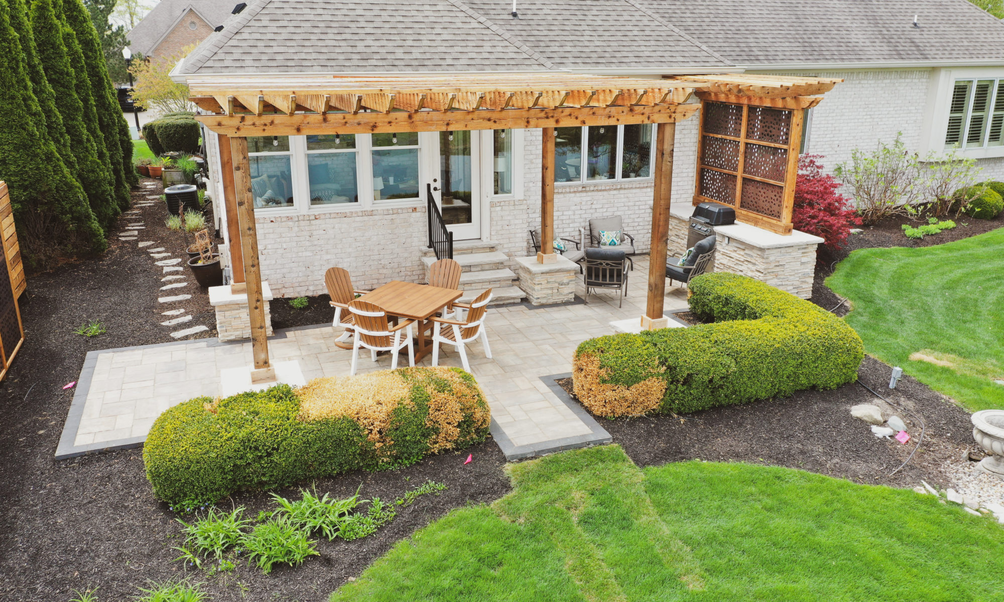 Precision Outdoors Hickory Stick Enclave cedar pergola built-in grill built in paver patio fence privacy screen screens flagstone walkway Bargersville Greenwood Indiana
