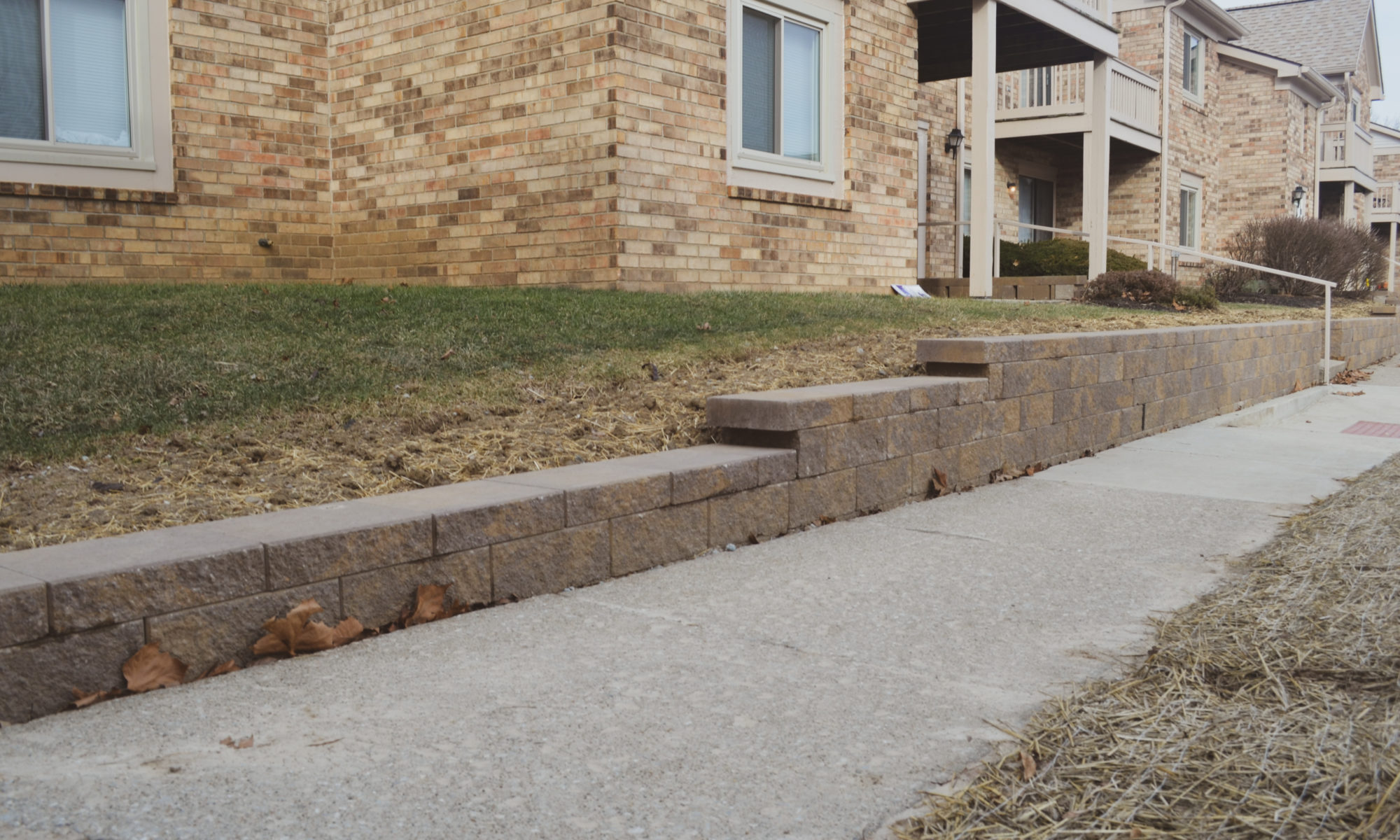 Mission Hills Apartment Greenwood Indiana Precision Outdoors Design Build Wall Retaining Landscaping Block