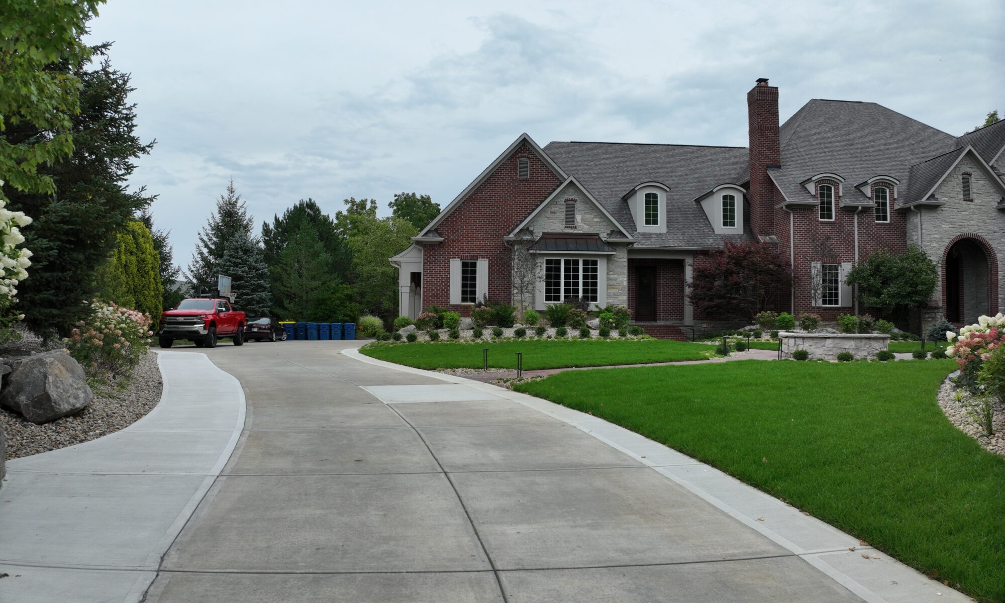 Precision Outdoors Grandeur Estate Noblesville Indiana Driveway expansion Water feature fountain Privacy Screens